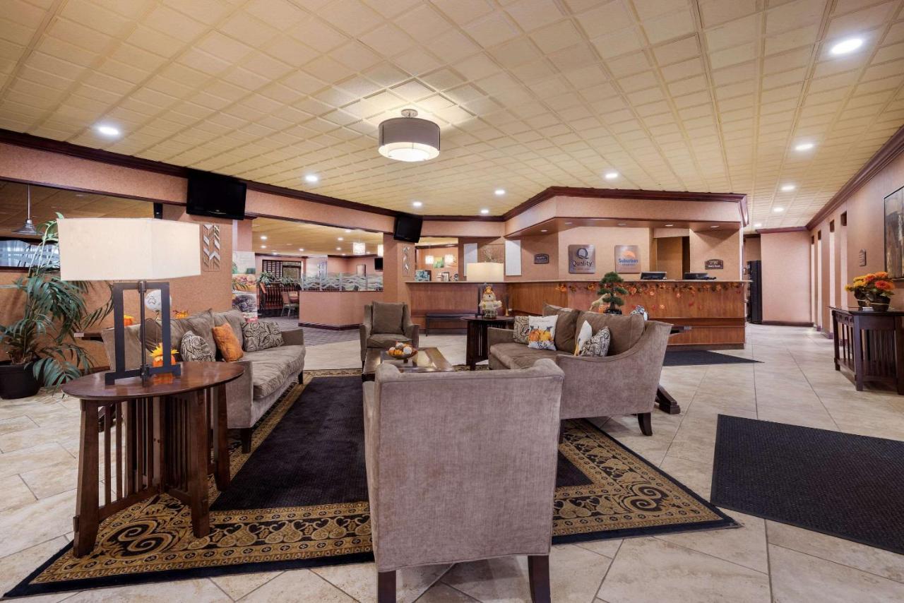 Quality Inn And Suites Fairgrounds - Syracuse Seneca Knolls Exterior photo