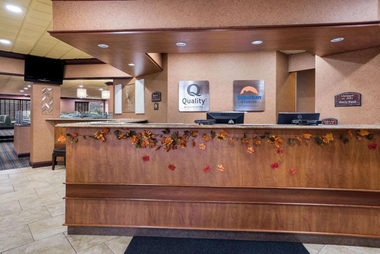 Quality Inn And Suites Fairgrounds - Syracuse Seneca Knolls Exterior photo